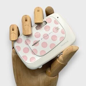 Fujifilm FinePix Z37 Digital Camera | 10MP | Polka Dot